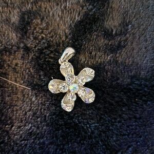 Elegant Silver Tone Flower Pendant